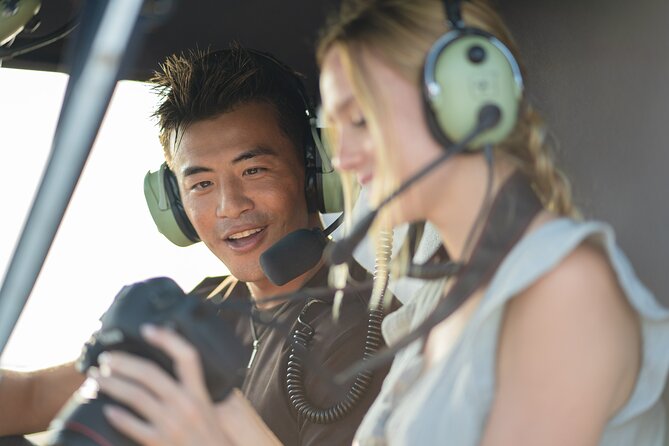 18 Minutes SHARED Helicopter Tour in Honolulu - Taking off from Honolulu International Airport