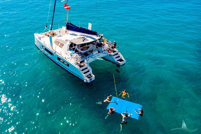 2hr Luxury Private Sailing Catamaran for 7-12 People - A private catamaran instead of a crowded boat