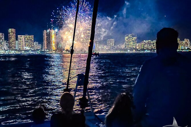 2hr Luxury Private Sailing Catamaran for 7-12 People - Is $1,495 good value for your group?