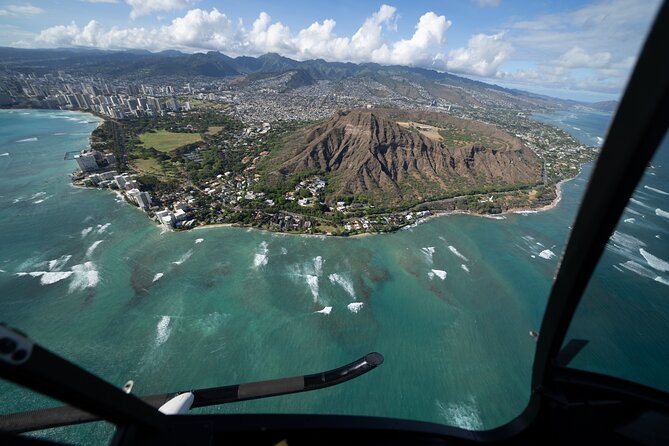 60 Minutes SHARED Helicopter Tour in Honolulu - Windward Oahu and Kaneohe Bay