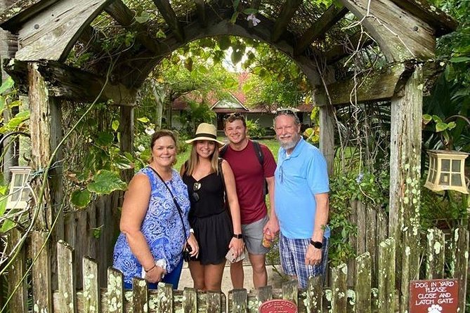Afternoon at McGarret - Hawaii 5-0 TV Tour - The guide can shape the whole afternoon