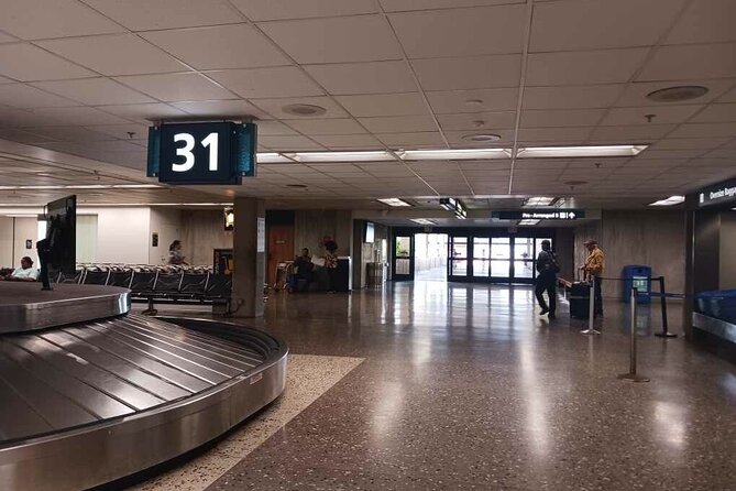 Airport Shuttle - HNL Airport to Waikiki - How to make your arrival go better