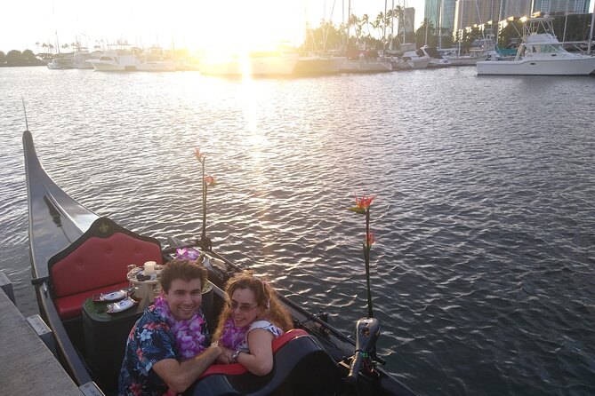Aloha Gondola Cruise with Drinks & Pastries - The hop-on hop-off bus voucher after the cruise