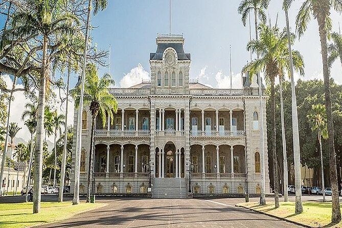 Arizona Memorial & Historic Honolulu City Tour from Waikiki Area - The boat ride and memorial visit