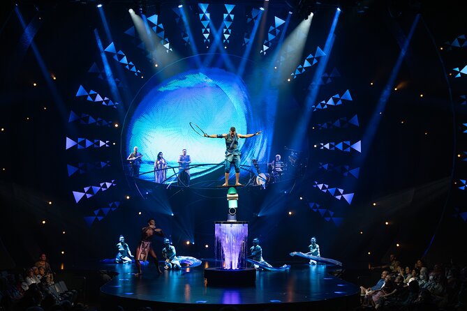 'Auana by Cirque du Soleil at the Waikiki Beachcomber Hotel - A Hawaiian story told with circus muscle