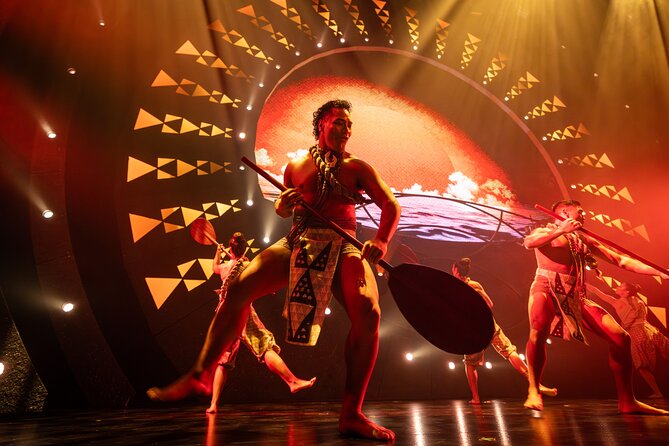 'Auana by Cirque du Soleil at the Waikiki Beachcomber Hotel - What makes ʻAuana different from a regular Cirque show