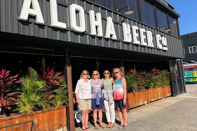 Beer Lover's Bike Tour of Honolulu - Street-art stories add a local layer