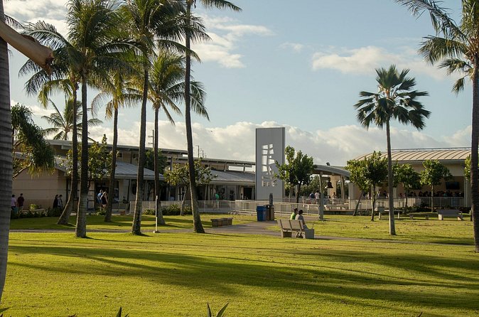 Best of Oahu: Pearl Harbor, Arizona Memorial and the Polynesian Cultural Center - Timing, pickup, and group size