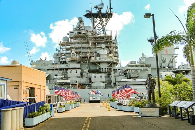 Best Of Pearl Harbor: The Complete Experience Tour - Punchbowl and downtown Honolulu round out the day