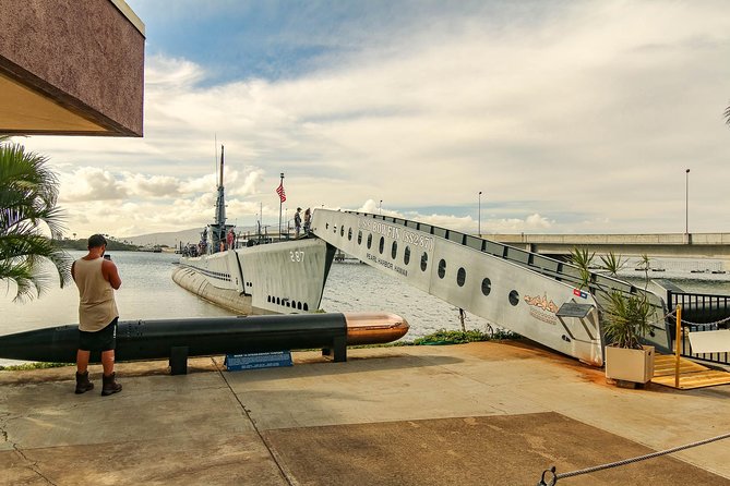 Best Of Pearl Harbor: USS Arizona Memorial & Historic Honolulu - What the $75.87 price really covers