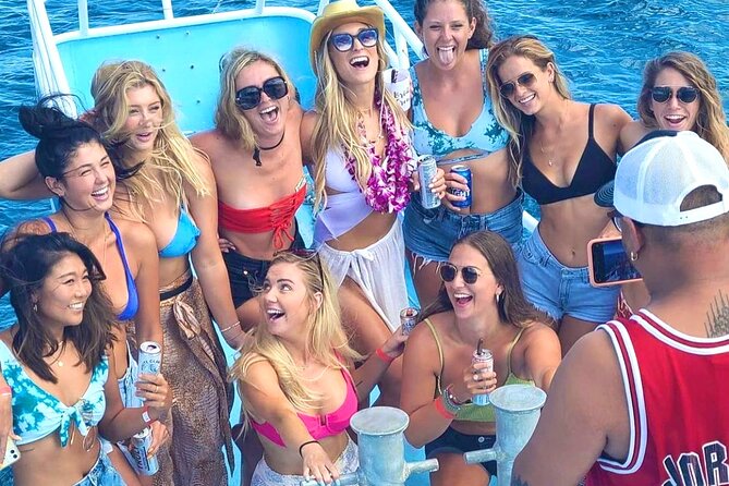 Bikini Bottom Public Party Dance Cruise + LIVE DJ - What kind of Oahu experience is this?