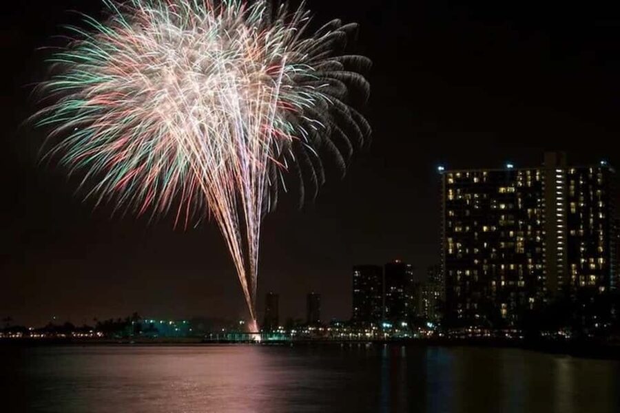 Board from Waikiki Beach: Friday Night Fireworks sail - The one-hour route along Waikiki Coast
