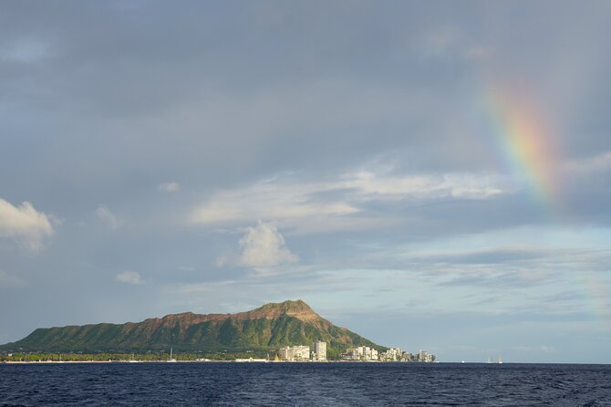 BYOB Sunset Cruise Waikiki - Why Waikiki looks better from the water