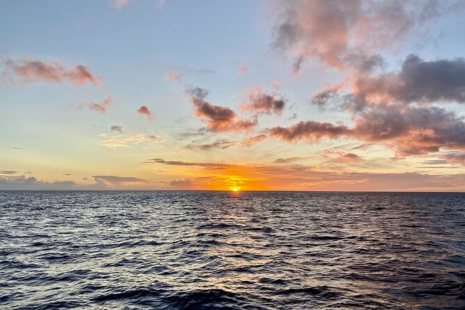 BYOB Sunset Cruise Waikiki - What the 90-minute route gives you