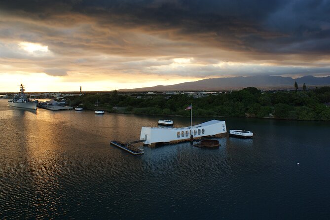 Captain's Official Pearl Harbor Self-Guided Multimedia Tour - A better plan for your timing