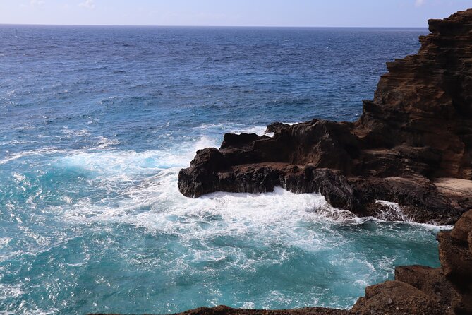 Circle Island Tour with Snorkeling & Turtles - Nuʻuanu Pali and the windward coast