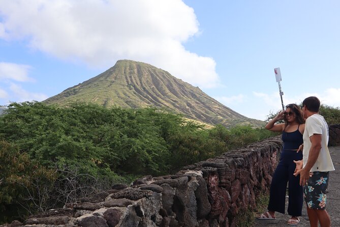 Circle Island Tour with Snorkeling & Turtles - Duke Kahanamoku and Oahu’s south shore