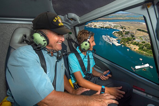 Complete Island Oahu Helicopter Tour - West Oahu and the Ko Olina coast