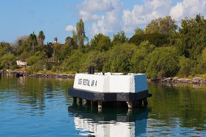 Complete Pearl Harbor Experience Tour Departing from Waikiki Area - The Visitor Center puts December 7 in context