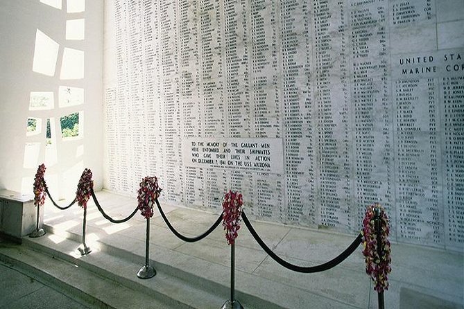 Complete Pearl Harbor Experience Tour from Waikiki Area Hotels - Pearl Harbor National Memorial and the USS Arizona