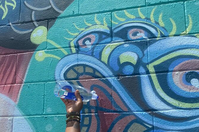 Creative Soul Scavenger Hunt of Waikiki Oahu - What You Get for $35