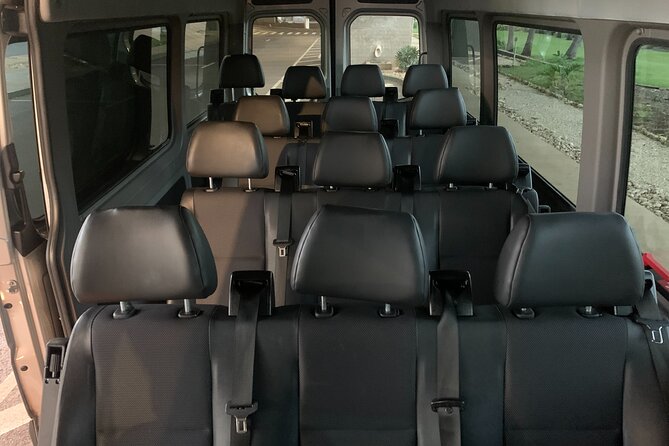 Departure Shuttle: Waikiki Hotel to Airport - Leaving Waikiki without the usual airport scramble