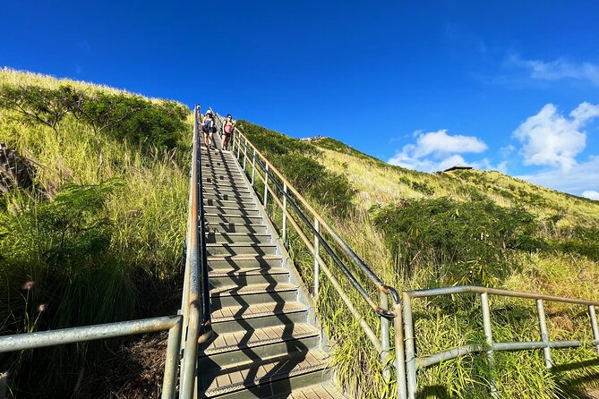 Diamond Head Hiking and Oahu Island Experience feat. North Shore - Kuilima Fruit Stand and farm-fresh snacks