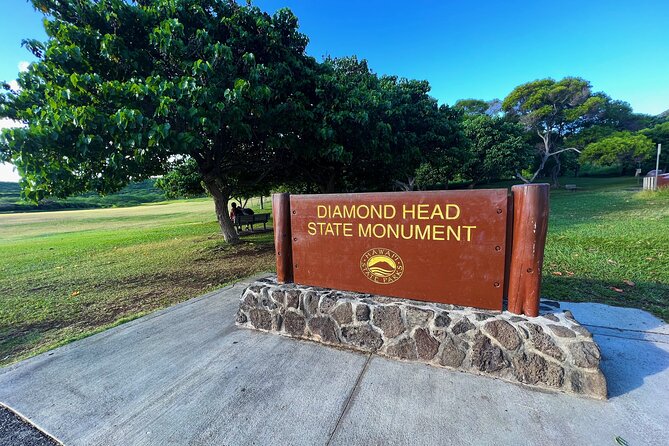 Diamond Head Hiking and Oahu Island Experience feat. North Shore - Haleiwa and the chance to see turtles
