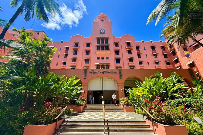 Downtown Honolulu Food Tour with 5 Local Favorites Tastings - Duke Kahanamoku Lagoon and the father of modern surfing