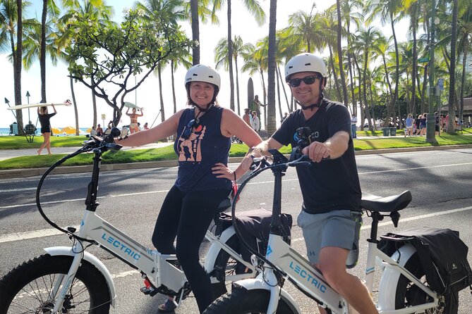 Electric Bike Ride & Diamond Head Hike Tour - Reaching Diamond Head State Monument
