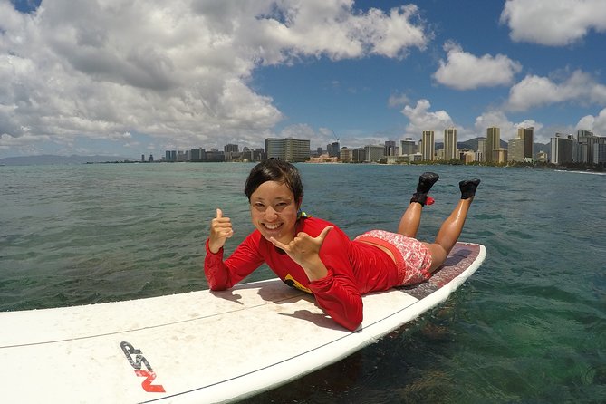 Exclusive Group Surfing Lesson with Waikiki Courtesy Shuttle - In the Water: Encouragement Matters More Than Style