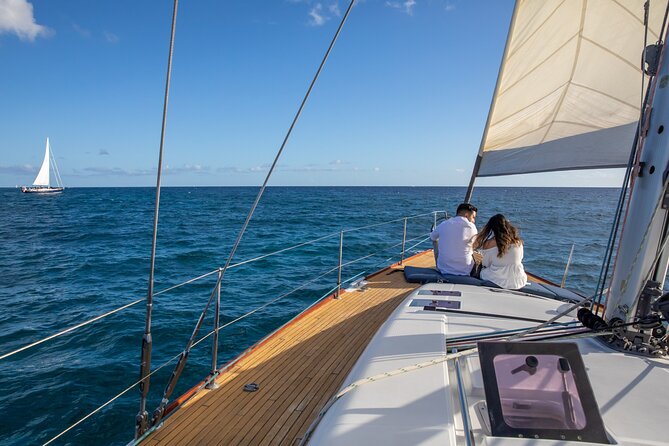 Explore Turtle Canyons Waikiki Snorkel and Sail Adventure - When sailing becomes the main event