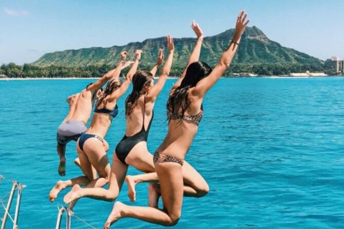 Explore Turtle Canyons Waikiki Snorkel and Sail Adventure - Value for couples, families, and small groups