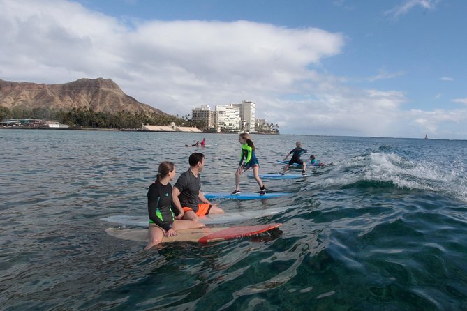 Family, Private & Group Bodyboard Lessons in Waikiki - Choosing between bodyboarding and stand-up surfing