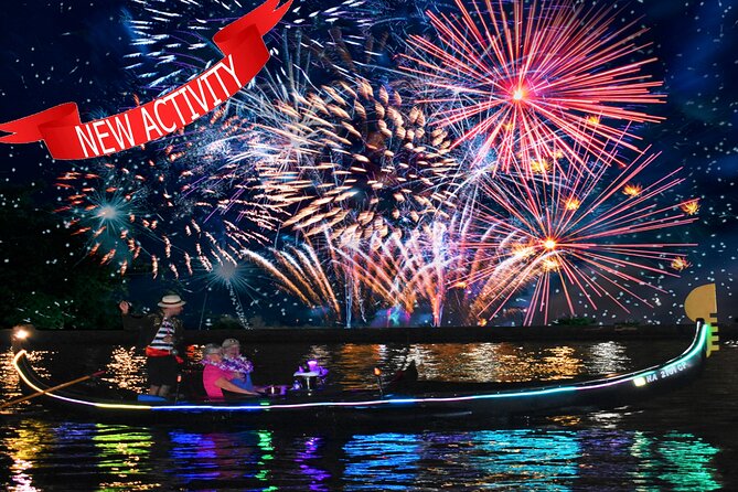 Fireworks Waikiki Gondola Cruise -lots of fun- - A small gondola instead of a crowded Waikiki shoreline