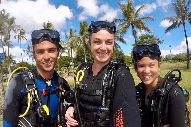 First-Time Scuba Diving in Honolulu + Free Videos - What this Honolulu scuba session really is