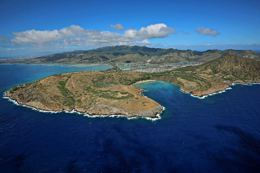 From Honolulu: Complete Oahu Island Helicopter Tour - Diamond Head and the east coast