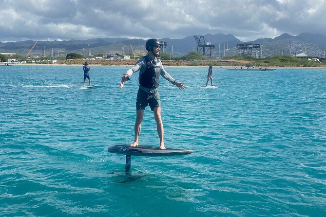 Group of 2 + mid length eFoil experience Honolulu HAWAII - What makes the instruction work