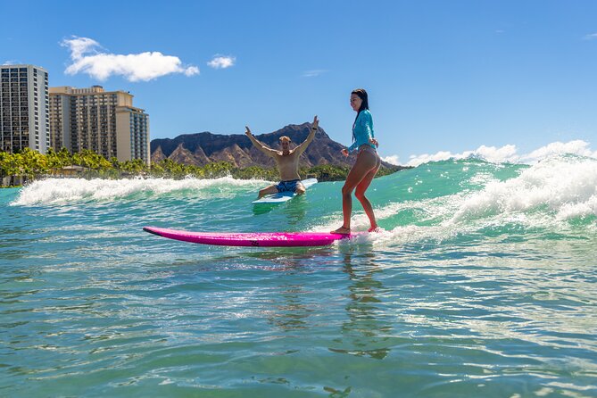 Group Surf Lesson in the Heart of Waikiki - Why Waikiki Is a Good Place to Learn