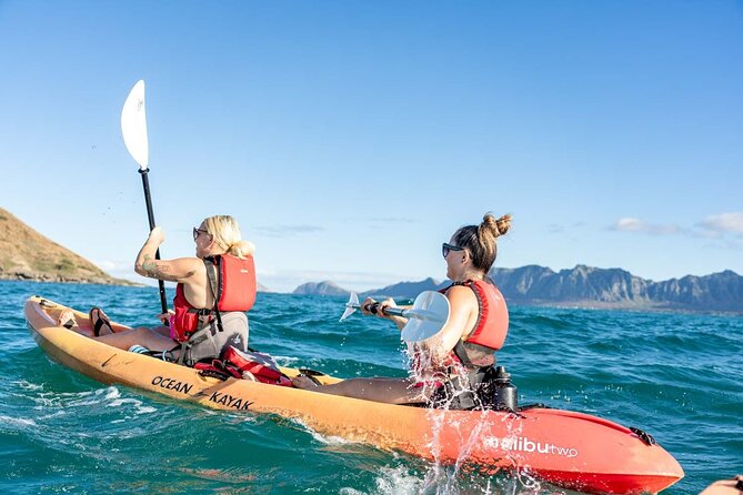 Guided E-Bike and Kayak Tour to Mokulua Islands in Kailua, Oahu - Paddling across clear Kailua Bay