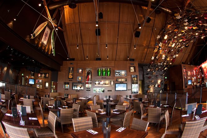 Hard Rock Cafe Honolulu - Music, memorabilia, and the family atmosphere