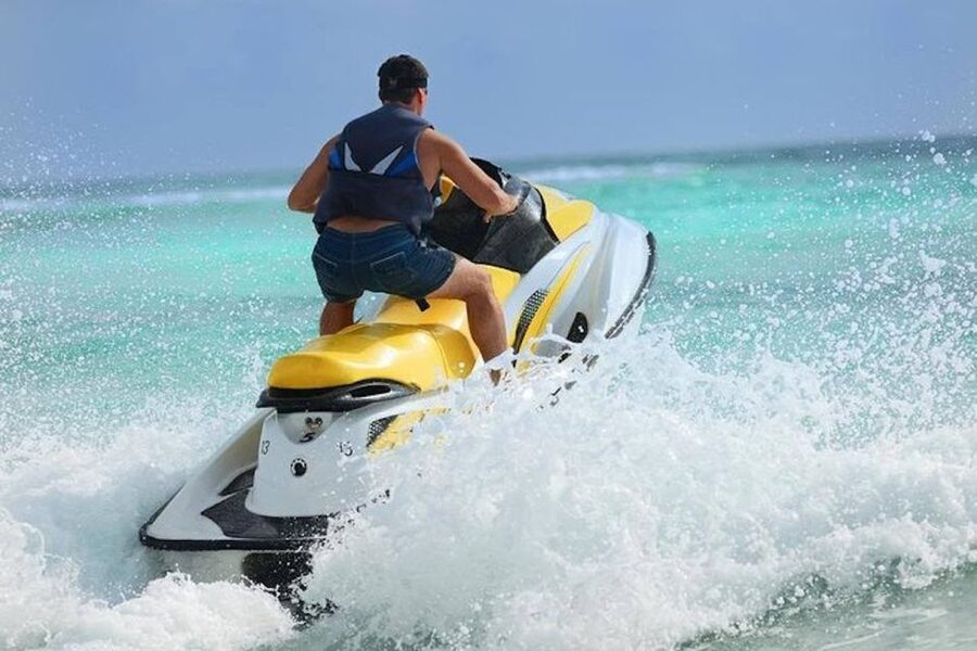 Hawaii Kai: Maunalua Bay Jet Ski Ride - The best part: water-level views of Maunalua Bay