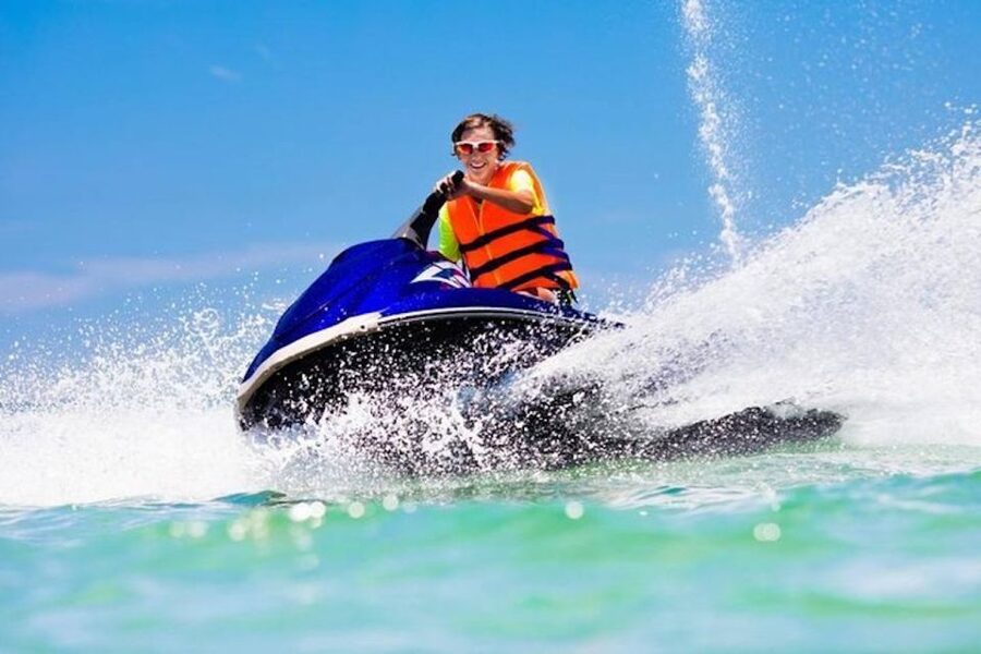 Hawaii Kai: Maunalua Bay Jet Ski Ride - Check-in, gear, and the ride to the bay