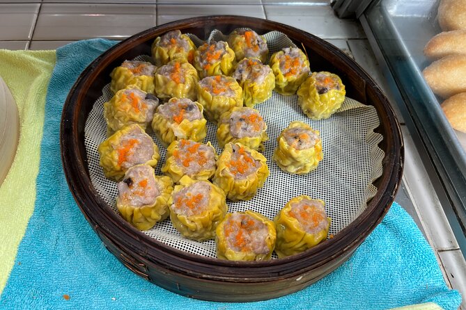 Hawaii Off The Beaten Path Food Tour - Kauai prawns and the tropical fruit stop