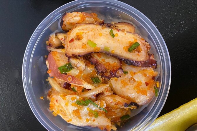Hawaii Off The Beaten Path Food Tour - Chinatown roast meats and market life