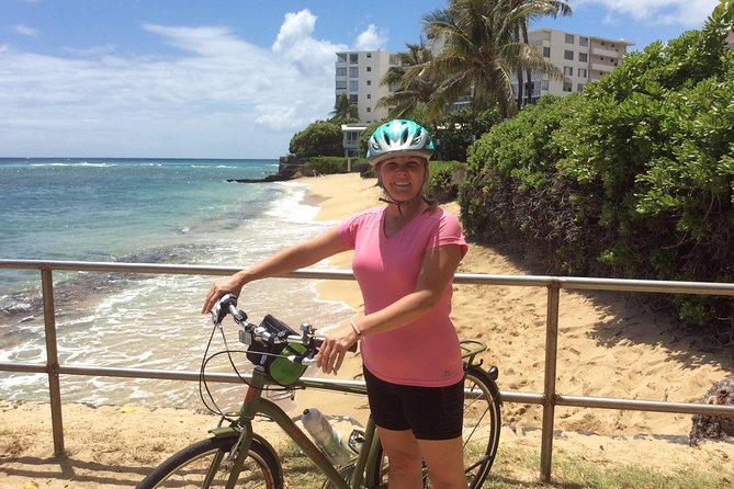 Hawaiian Food Tour by Bike in Oahu - Starting at Kuhio Beach and Queen’s Beach