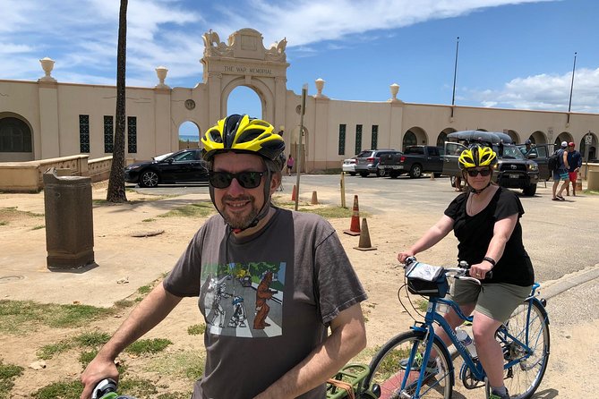 Hawaiian Food Tour by Bike in Oahu - Kapiolani Park and the Diamond Head stretch