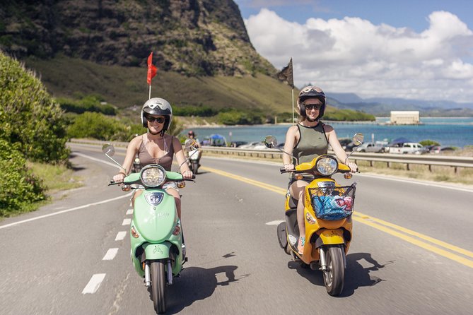 Hawaiian Style Moped Rental for the Day - How the ride feels on Honolulu roads