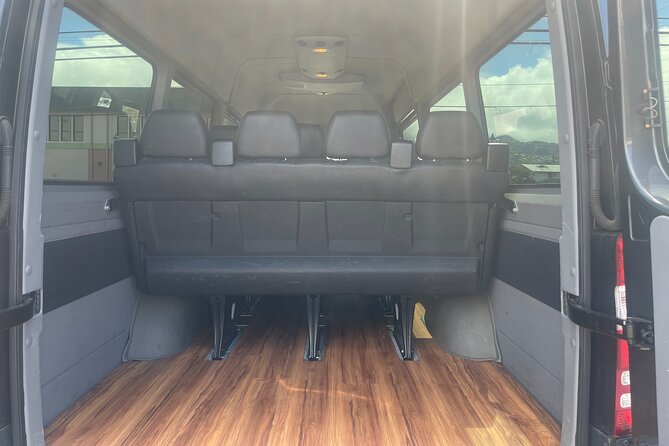 HNL Airport & Waikiki Private Transfer by Brand New Mercedes Van - The 30 to 45 minute ride to Waikiki