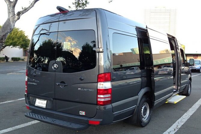 HNL Airport & Waikiki Private Transfer by Brand New Mercedes Van - Lei greeting or straightforward transport